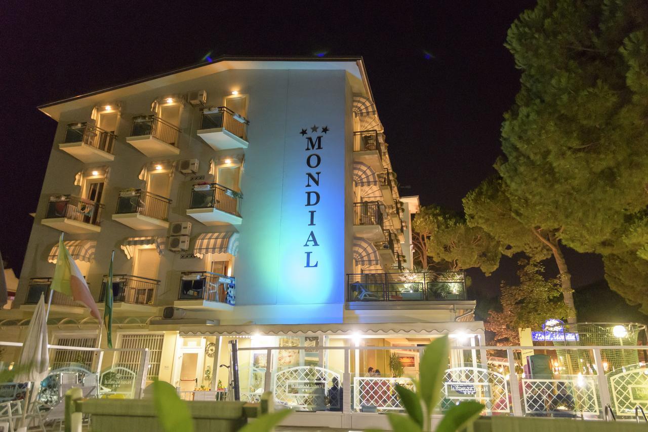 Mondial Hotel Червия Екстериор снимка